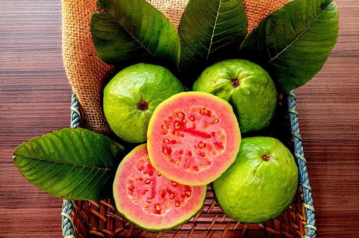 “Keajaiban Buah Guava: Manfaat dan Kandungan Gizi”